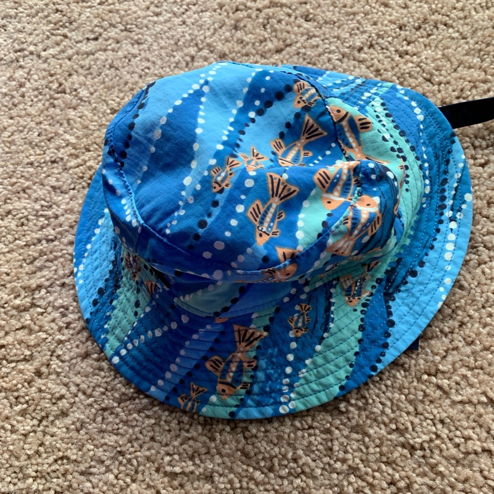 Patagonia sun baby bucket hat